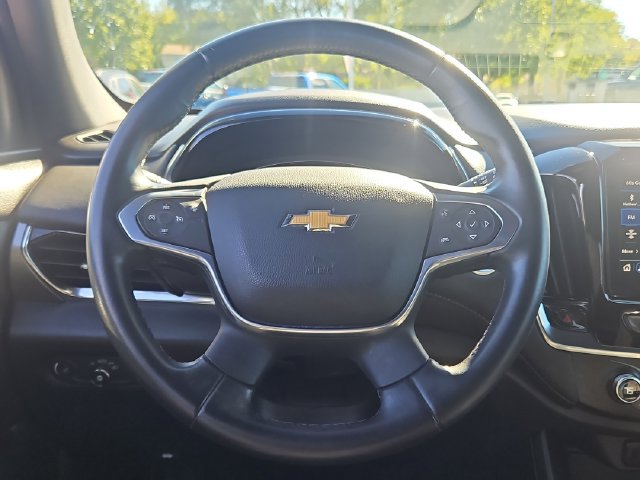Used 2023 Chevrolet Traverse LT FWD image 15
