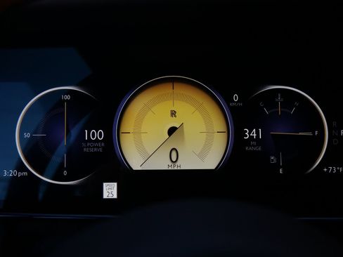 Used 2026 Rolls-Royce Cullinan image 15