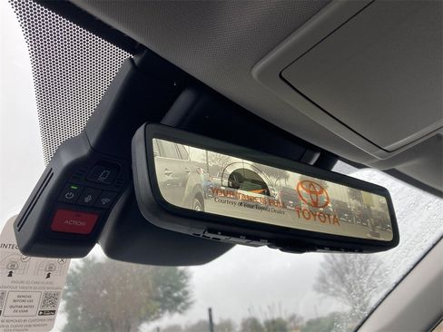 New 2026 Toyota Highlander Platinum image 20