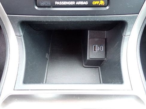 Certified 2024 Ford Edge SEL AWD/4WD image 25