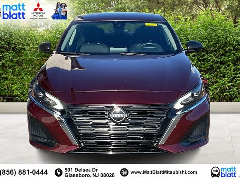 Used 2024 Nissan Altima 2.5 SV image 3