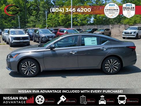 New 2025 Nissan Altima 2.5 SV image 8