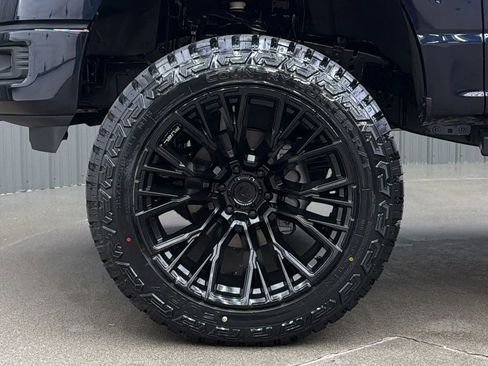 Used 2025 Ford F150 Lariat AWD/4WD image 10