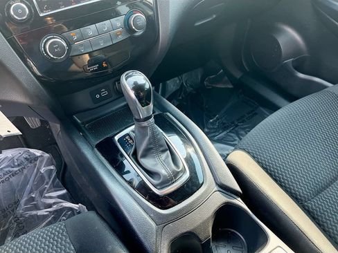 Used 2021 Nissan Rogue Sport S AWD/4WD image 16