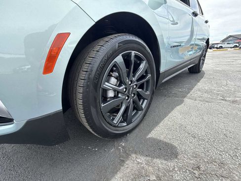 Certified 2022 Chevrolet Equinox RS w/ Infotainment Package FWD image 18