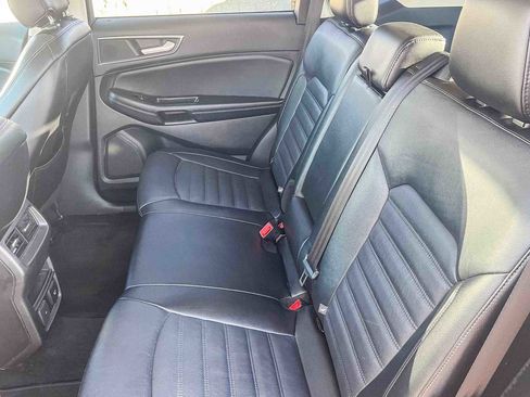 Used 2015 Ford Edge SEL w/ Equipment Group 201A image 17