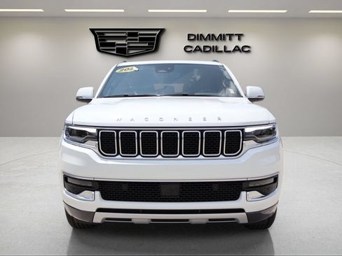 Used 2022 Jeep Wagoneer Series II RWD image 2