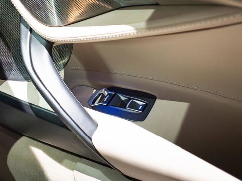 Used 2018 McLaren 720S Luxury RWD image 25