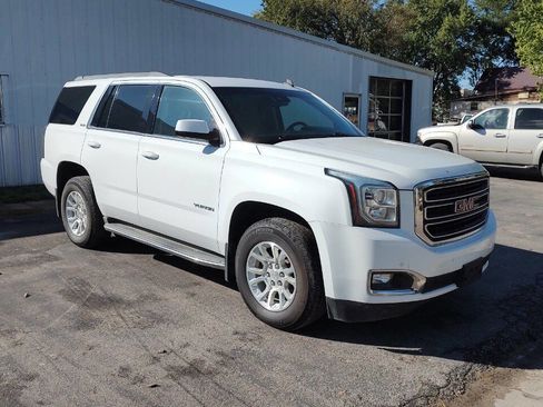 Used 2015 GMC Yukon SLE w/ Convenience Package image 2