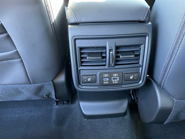 Used 2026 Subaru Outback Limited XT AWD/4WD image 18
