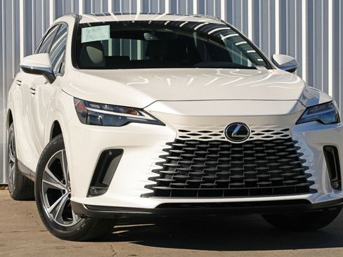 Used 2024 Lexus RX 350 Premium w/ Accessory Package (Z1) image 4