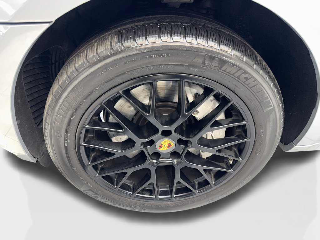 Used 2021 Porsche Macan Turbo AWD/4WD image 79