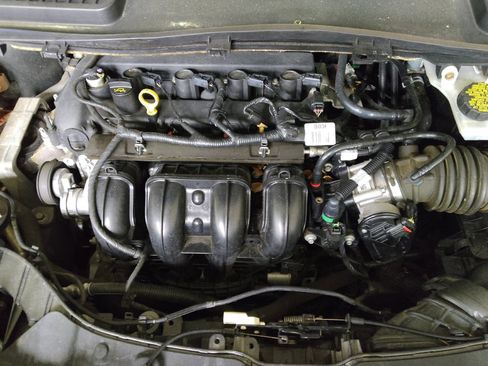 Used 2018 Ford Escape S image 30