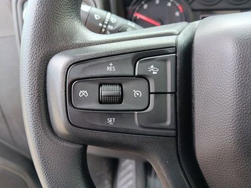 Used 2025 Chevrolet Silverado 2500 Custom w/ Custom Value Package image 12