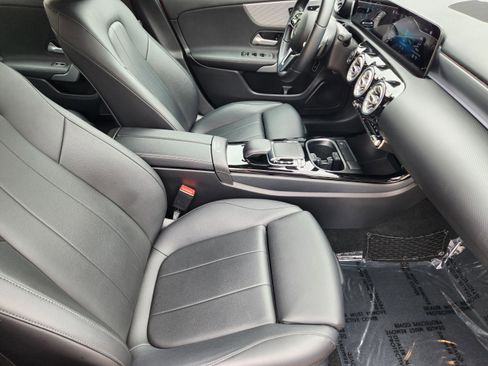 Certified 2020 Mercedes-Benz A 220 image 7
