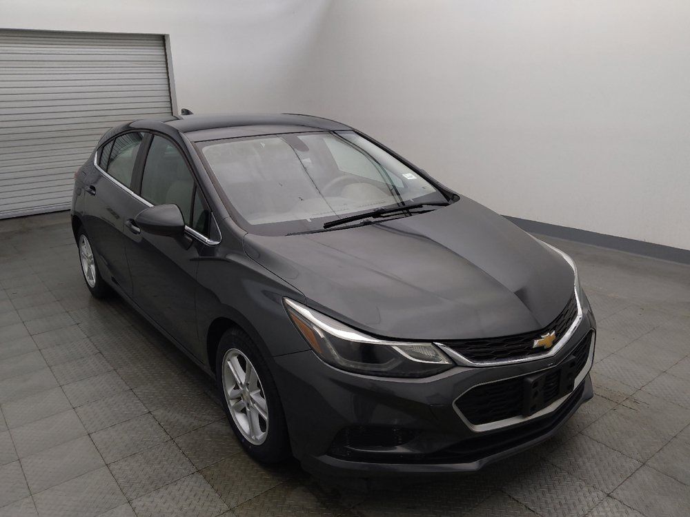 Used 2017 Chevrolet Cruze LT FWD image 13