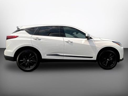 Used 2025 Acura RDX SH-AWD image 8