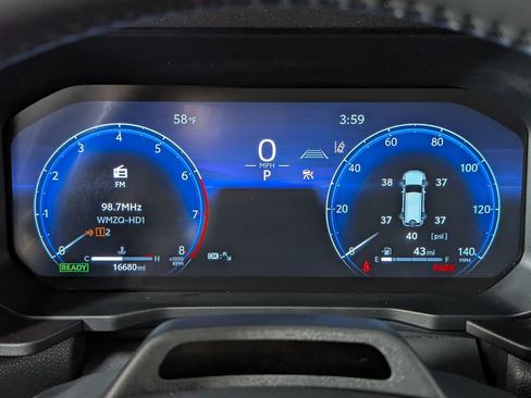 Certified 2024 Toyota Land Cruiser image 41