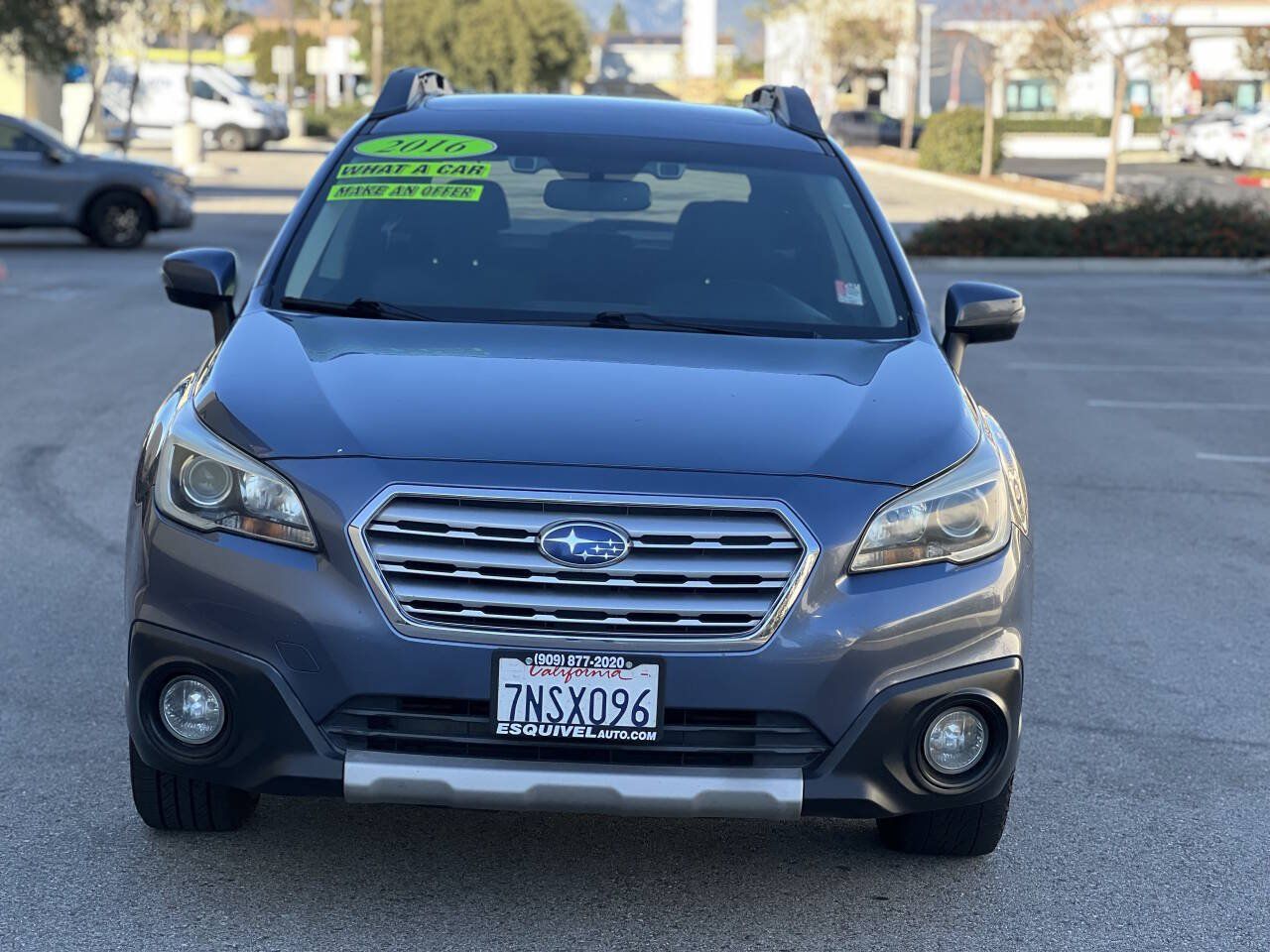 Used 2016 Subaru Outback 3.6R Limited AWD/4WD image 4