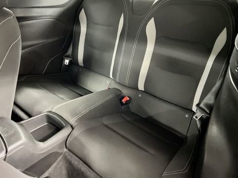 Used 2022 Chevrolet Camaro LT RWD image 23