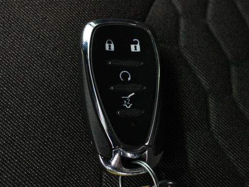 Used 2019 Chevrolet Equinox LT w/ Driver Convenience Package FWD image 48
