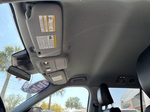 Used 2023 Ford Explorer XLT w/ Equipment Group 202A AWD/4WD image 24