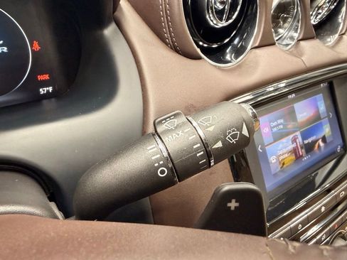 Used 2017 Jaguar XJ L Portfolio image 26