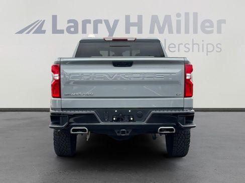 Used 2024 Chevrolet Silverado 1500 LT Trail Boss w/ Convenience Package II image 3