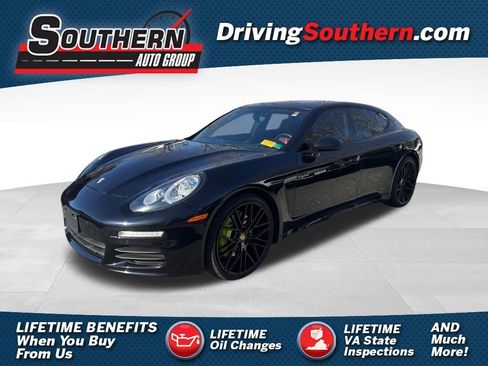 Used 2015 Porsche Panamera S image 1