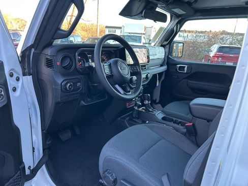New 2026 Jeep Wrangler Unlimited Rubicon w/ Safety Group image 46