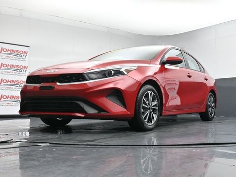 Used 2023 Kia Forte LXS image 36