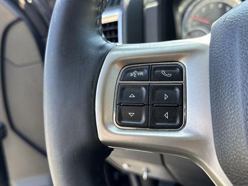 Used 2016 RAM 2500 Laramie w/ Convenience Group AWD/4WD image 19