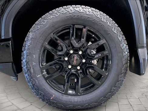 New 2026 GMC Sierra 1500 Elevation image 16