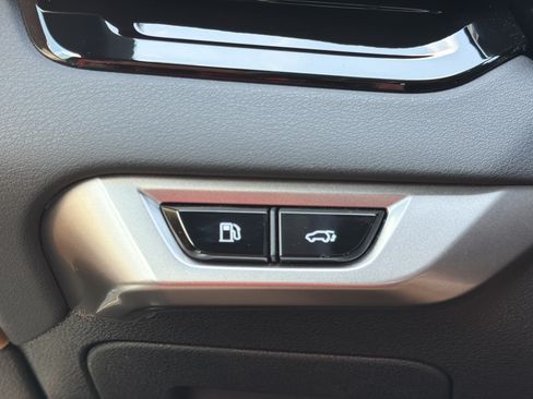 Used 2025 Lexus RX 350 FWD w/ Technology Package image 13