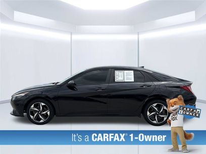 Used 2023 Hyundai Elantra SEL w/ Convenience Package