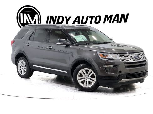 Used 2019 Ford Explorer XLT w/ Equipment Group 202A AWD/4WD image 2