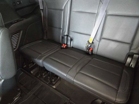 Certified 2022 Chevrolet Tahoe Z71 w/ Luxury Package image 30