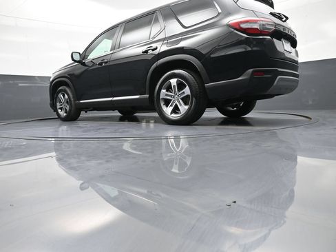 Certified 2023 Honda Pilot EX-L image 33