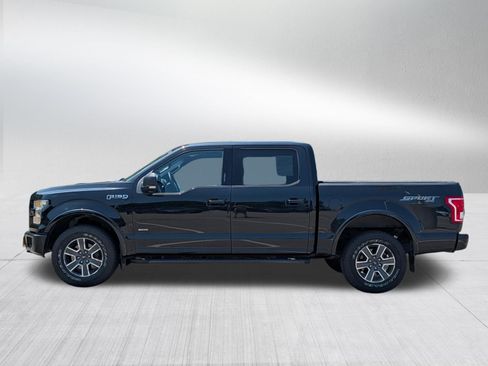 Used 2015 Ford F150 XLT w/ Equipment Group 302A Luxury AWD/4WD image 4