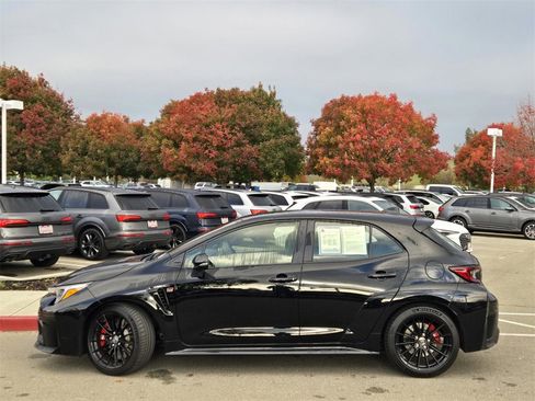 Used 2023 Toyota Corolla Core image 3