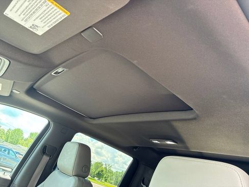 Used 2020 GMC Sierra 1500 SLT w/ SLT Premium Plus Package AWD/4WD image 35
