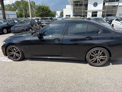 Used 2021 BMW 330i Sedan w/ Executive Package RWD image 4