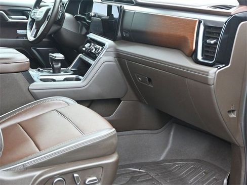 Used 2024 GMC Sierra 1500 Denali w/ Denali Reserve Package image 10