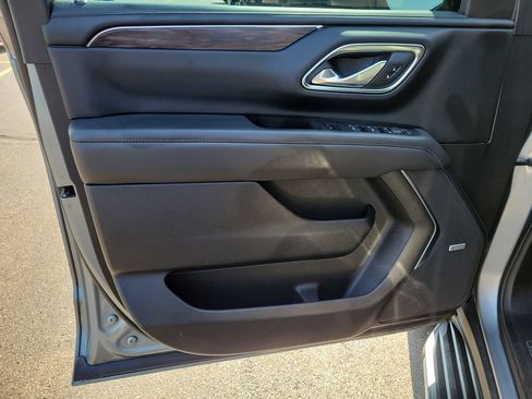 Used 2023 Chevrolet Tahoe LT w/ Luxury Package AWD/4WD image 22