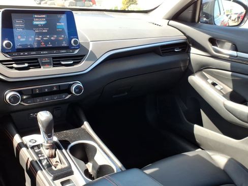 Used 2024 Nissan Altima 2.5 SR AWD/4WD image 15