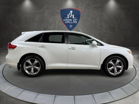 Used 2012 Toyota Venza XLE w/ XLE Premium Pkg image 6