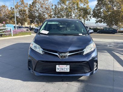 Used 2019 Toyota Sienna LE