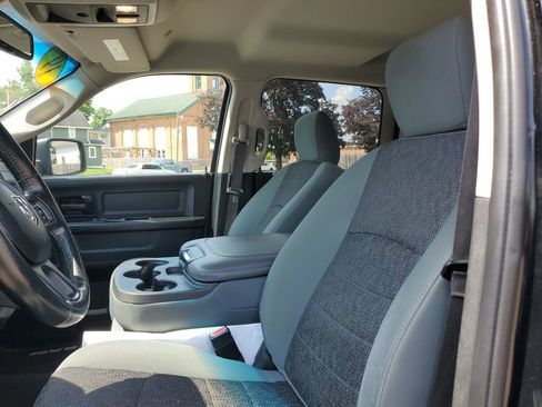Used 2019 RAM 1500 Tradesman w/ SXT Plus Group AWD/4WD image 14
