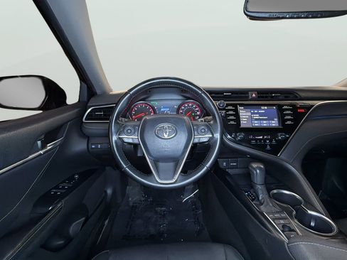 Used 2018 Toyota Camry XSE w/ Protection Package (Q2) FWD image 16
