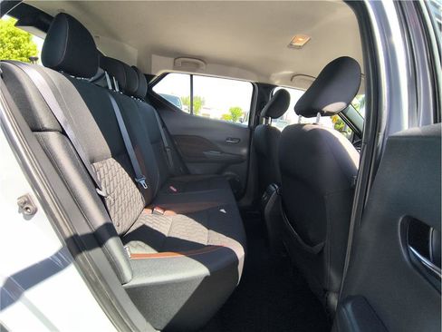 Used 2021 Nissan Kicks SR w/ Exterior Package FWD image 14